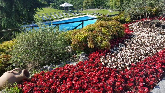 Vittoria-Vitaloni-Flowers